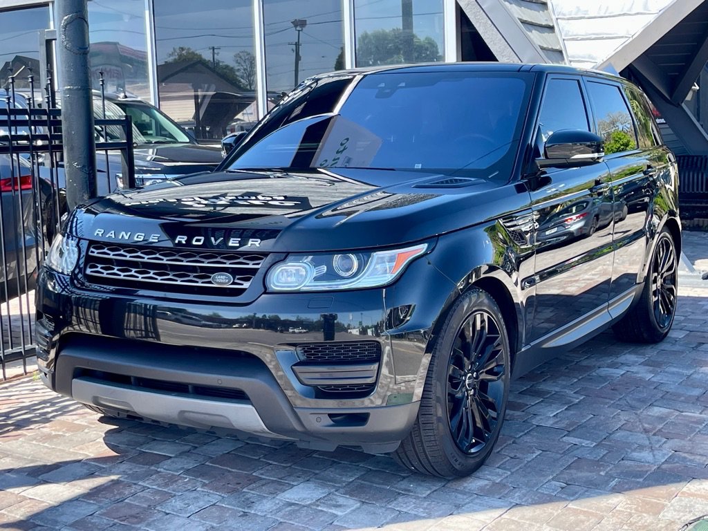 Used 2017 Land Rover Range Rover Sport SE AWD/4WD image 5