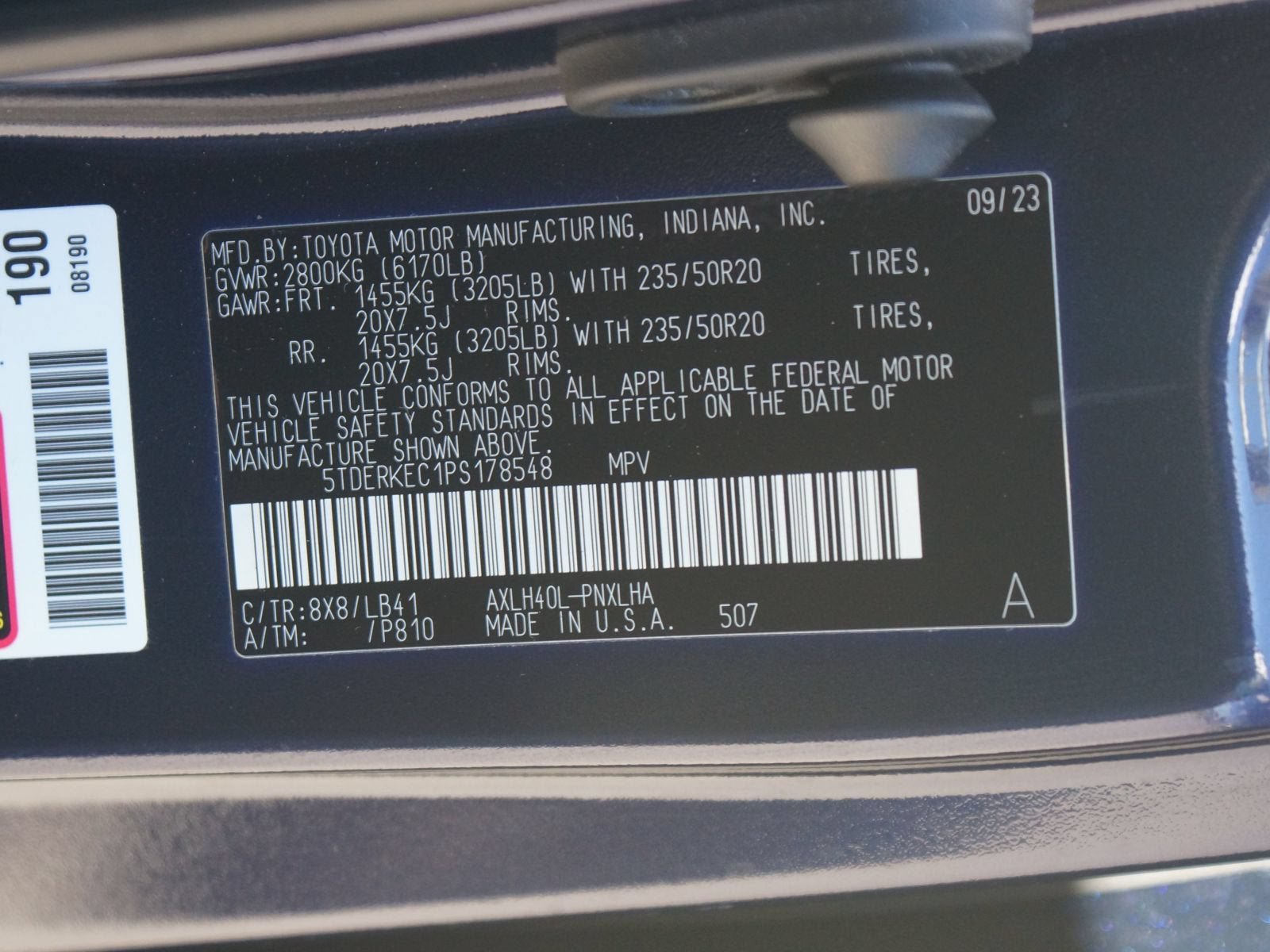 Used 2023 Toyota Sienna Platinum FWD image 28