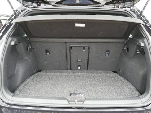 Certified 2024 Volkswagen GTI SE FWD image 18