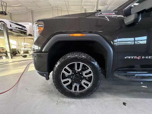 Used 2020 GMC Sierra 3500 AT4 w/ AT4 Premium Package image 34