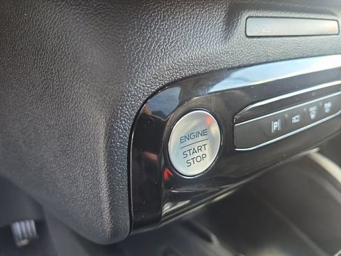 Certified 2023 Ford Escape Platinum w/ Premium Technology Package AWD/4WD image 22