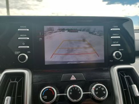 Used 2022 Kia Sorento LX FWD image 25