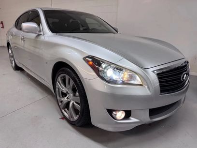 Used 2014 INFINITI Q70 3.7 w/ Premium Package