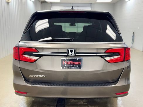Used 2021 Honda Odyssey EX image 6