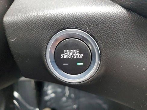 Used 2022 GMC Terrain SLE w/ Elevation Edition image 29