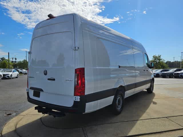 Used 2026 Mercedes-Benz Sprinter 2500 image 7