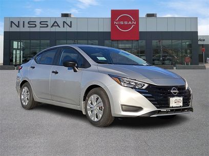 New 2025 Nissan Versa S w/ Trunk Package