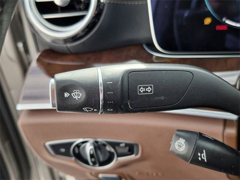 Used 2022 Mercedes-Benz E 350 4MATIC Sedan image 26