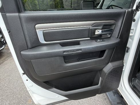 Used 2024 RAM 1500 Warlock AWD/4WD image 22