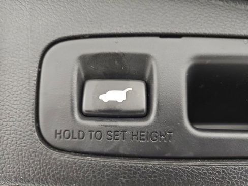 Used 2022 Honda CR-V Touring image 32