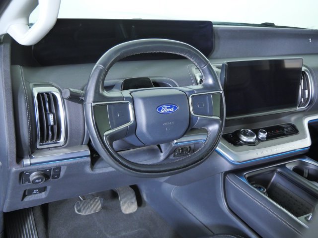 Certified 2025 Ford Expedition Max Platinum AWD/4WD image 21