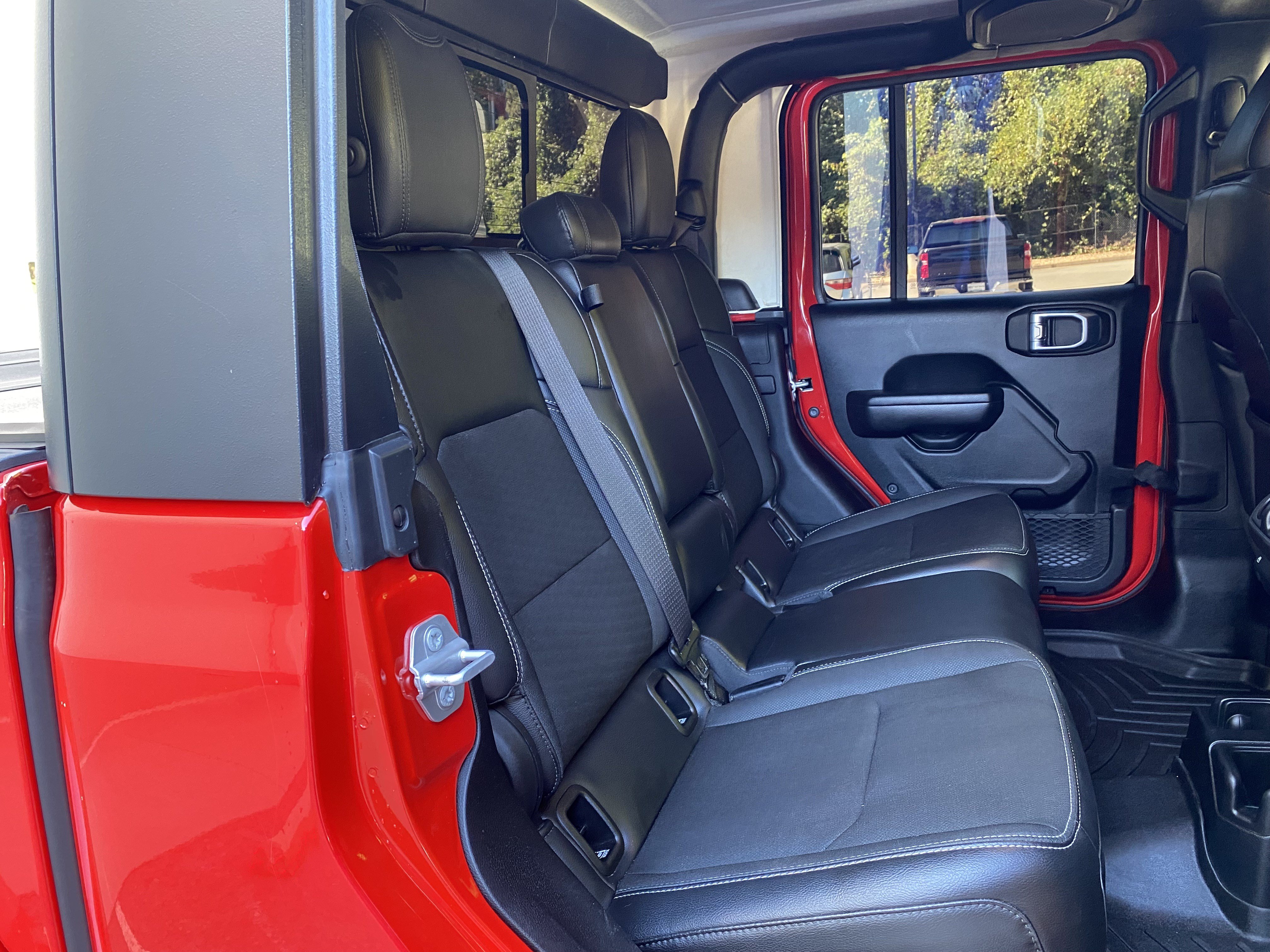 Used 2021 Jeep Gladiator Sport AWD/4WD image 35
