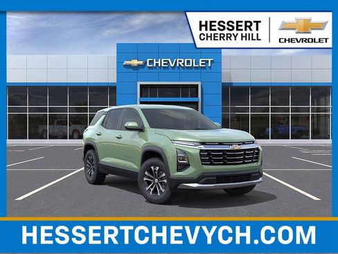 New 2026 Chevrolet Equinox LT w/ Convenience Package II image 1