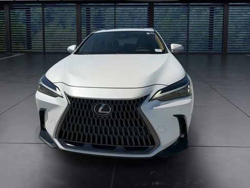 Used 2023 Lexus NX 350 AWD image 3
