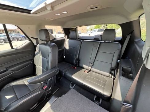 Used 2018 Chevrolet Traverse LT AWD/4WD image 15