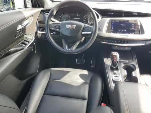 Certified 2023 Cadillac XT4 Sport FWD image 16