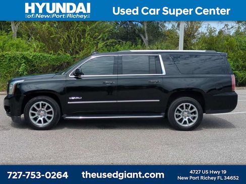 Used 2019 GMC Yukon XL Denali AWD/4WD image 2