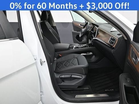 New 2026 Volkswagen Atlas SE image 14