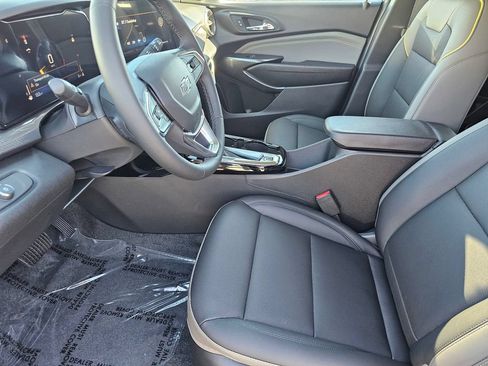 New 2026 Chevrolet Trax ACTIV w/ Driver Confidence Package FWD image 21
