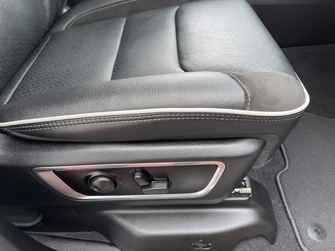 New 2026 RAM 1500 Laramie w/ Night Edition image 29