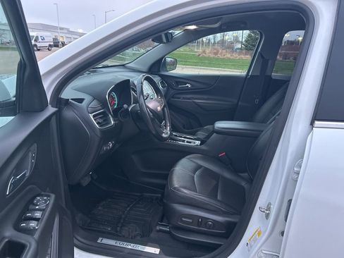 Used 2022 Chevrolet Equinox Premier image 16