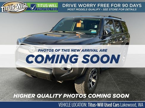 Used 2022 Toyota 4Runner TRD Off-Road Premium w/ Moonroof Package image 2