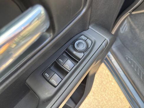 Used 2021 Chevrolet Silverado 1500 Custom image 10