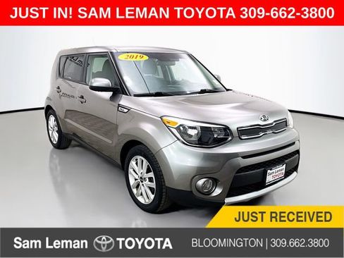 Used 2019 Kia Soul + image 1