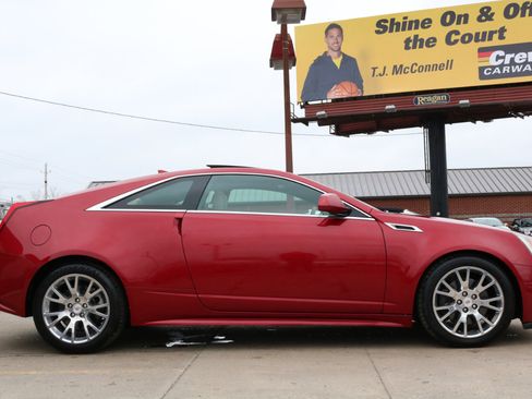 Used 2011 Cadillac CTS Premium image 8
