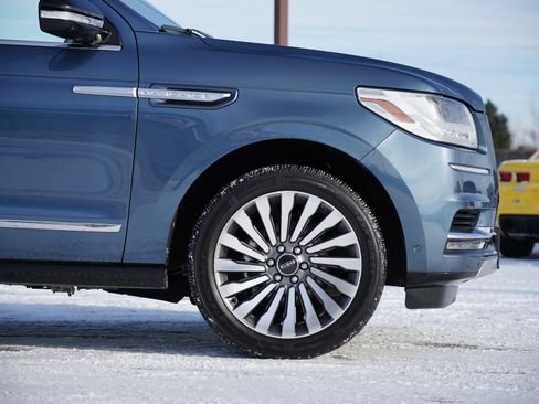 Used 2018 Lincoln Navigator Reserve w/ Technology Package image 13