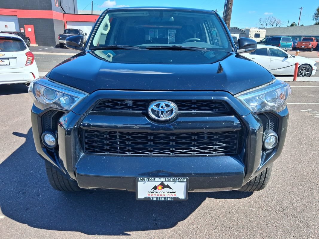 Used 2016 Toyota 4Runner SR5 AWD/4WD image 2