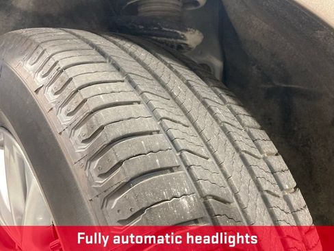 Used 2023 Cadillac XT5 Premium Luxury w/ LPO, Floor Liner Package AWD/4WD image 28