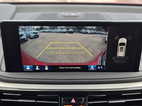 Certified 2025 Acura MDX w/ Technology Package image 18