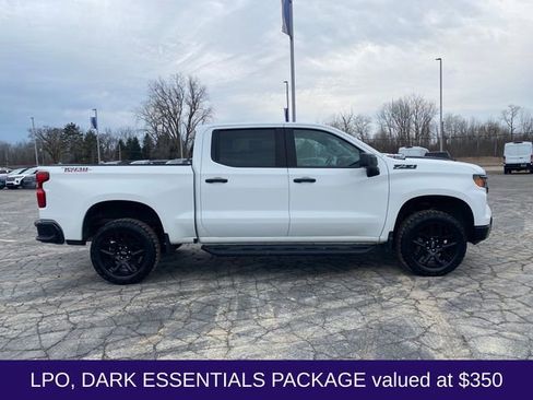 Used 2023 Chevrolet Silverado 1500 Custom Trail Boss w/ LPO, Dark Essentials Package AWD/4WD image 8