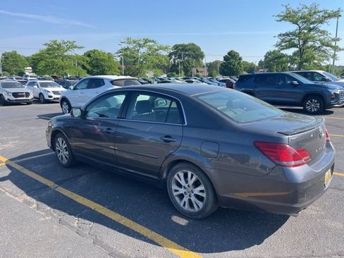 Used 2008 Toyota Avalon Touring FWD image 3