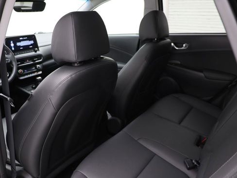 Used 2023 Hyundai Kona Limited AWD/4WD image 11