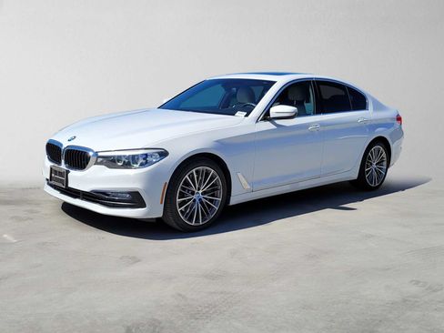 Used 2018 BMW 530i RWD image 1