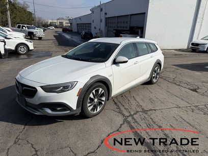 Used 2018 Buick Regal Essence w/ Driver Confidence Package #1