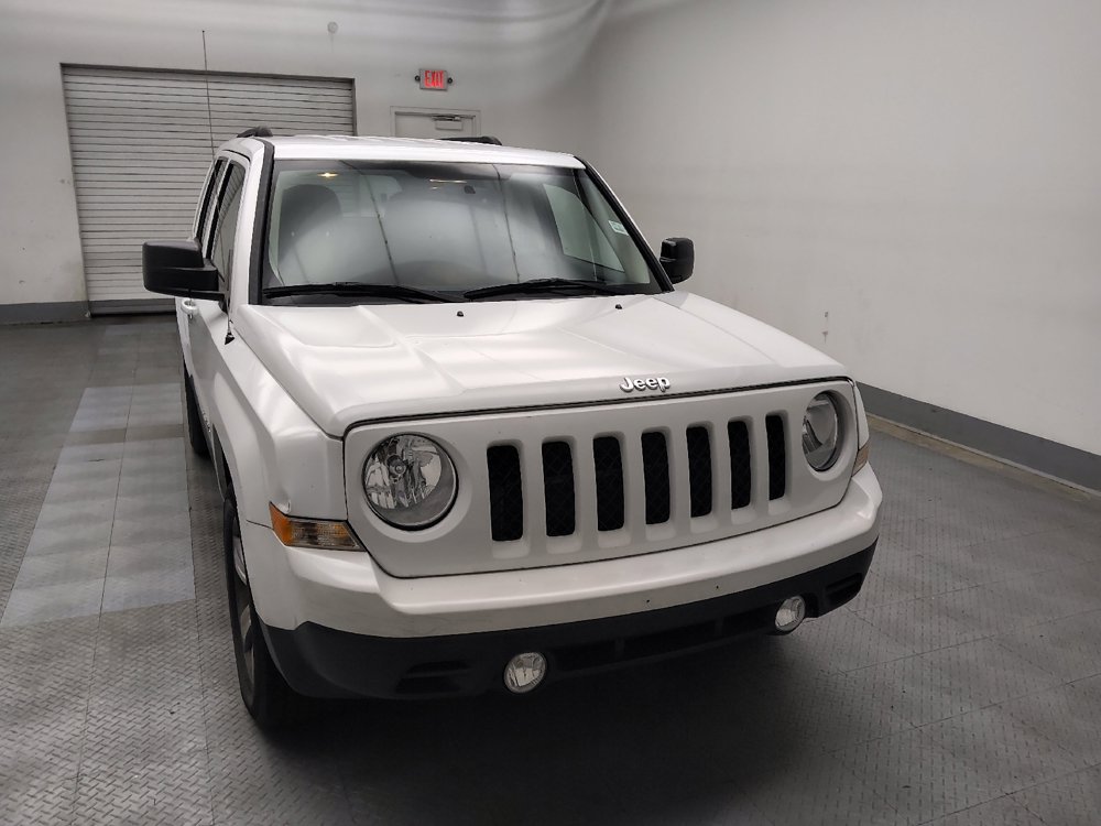 Used 2016 Jeep Patriot Sport w/ Power Value Group FWD image 14