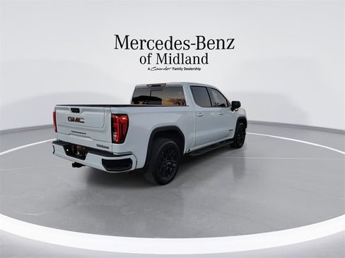 Used 2024 GMC Sierra 1500 Elevation w/ Elevation Premium Package image 8