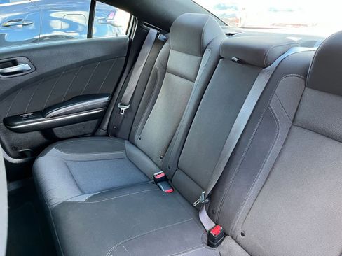 Used 2022 Dodge Charger SXT image 39