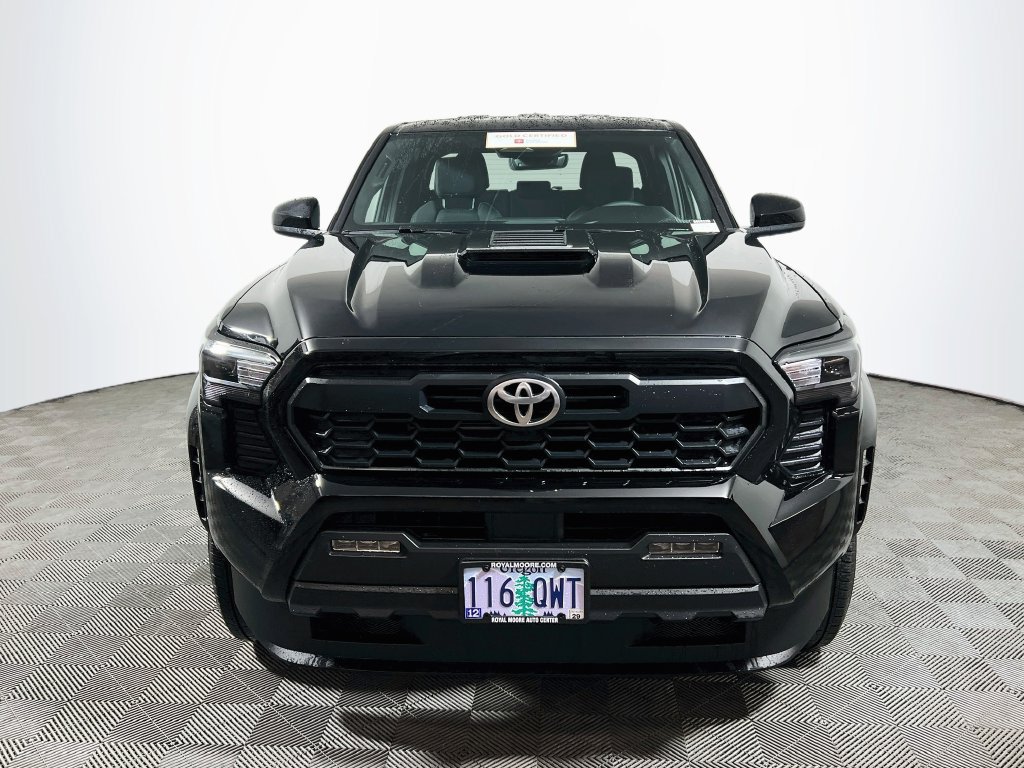 Certified 2025 Toyota Tacoma TRD Sport AWD/4WD image 2