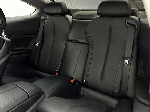 Used 2012 BMW 650i Coupe image 16