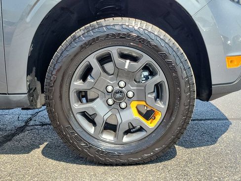 Certified 2024 Ford Maverick Tremor w/ Tremor Off-Road Package AWD/4WD image 9