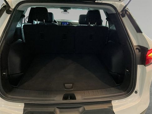 Used 2021 Chevrolet Blazer LT image 12