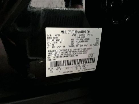 Used 2022 Ford Explorer XLT w/ Equipment Group 202A image 34