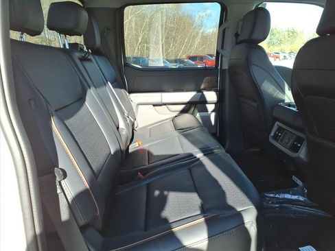 New 2026 Ford F250 Lariat w/ Black Appearance Package image 16
