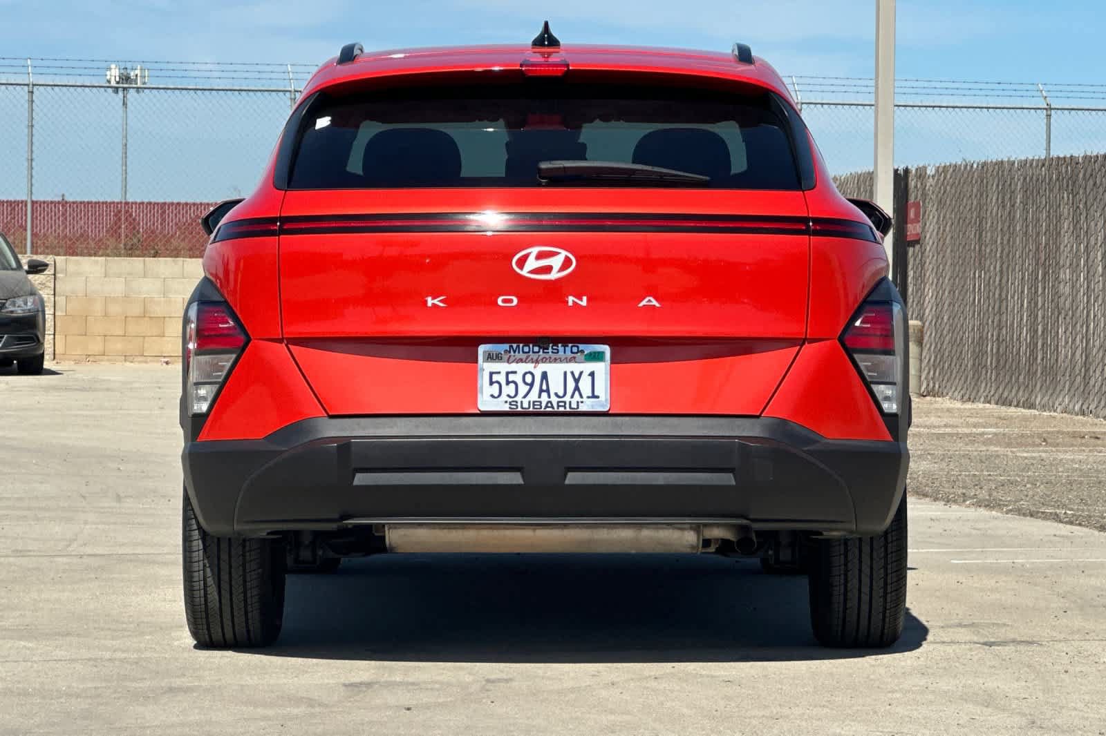Used 2024 Hyundai Kona SEL FWD image 4