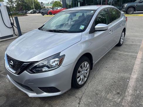 Certified 2019 Nissan Sentra S FWD image 1