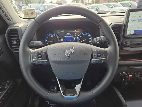 Used 2024 Ford Bronco Sport Outer Banks w/ Tech Package image 22